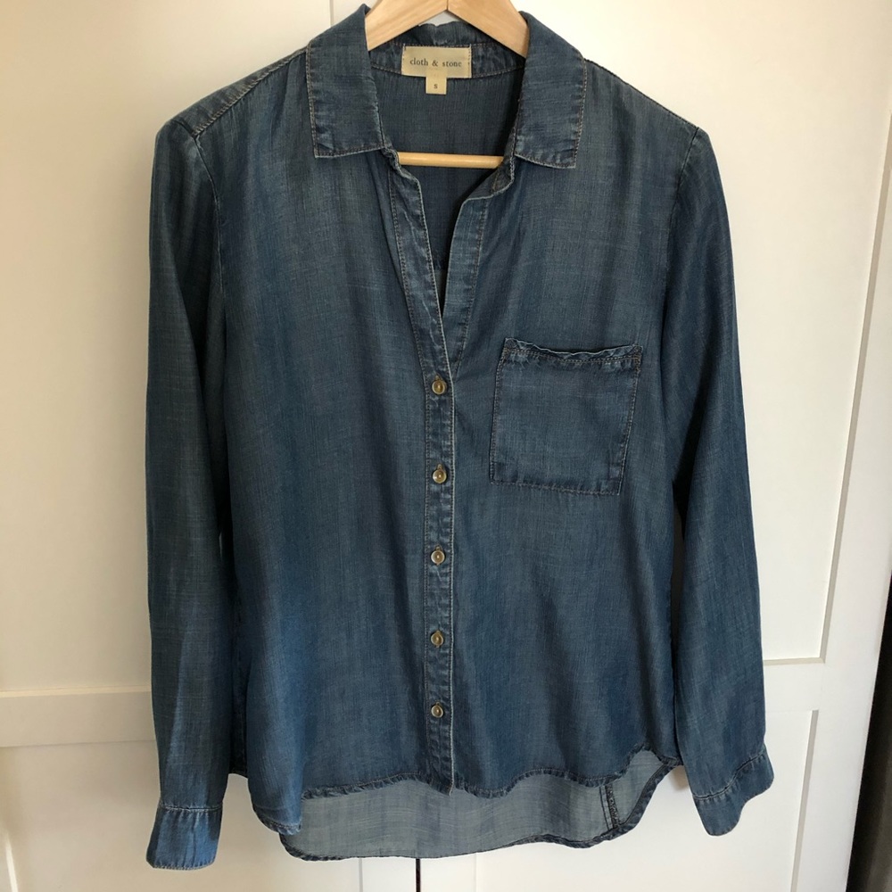 Cloth & Stone chambray shirt EUC
